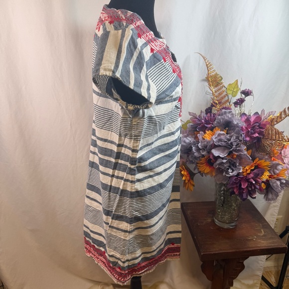 Mud Pie Striped Embroidered Tunic Top Red Blue Boho Size M 8-10 - Picture 4 of 6